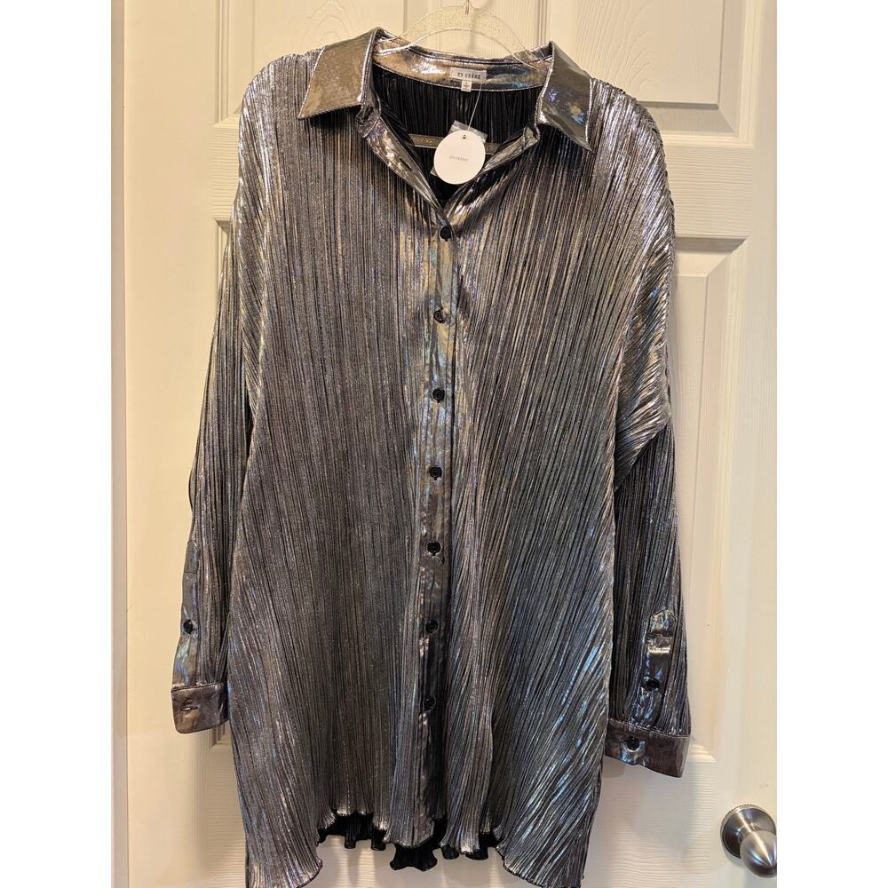 NWT EN Crème Metallic Silver Pleated Button Front Large Shimmer Long Sleeve